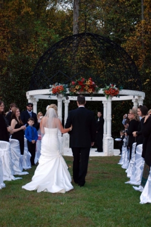 Cavender Castle Outdoor Wedding Ceremony_65