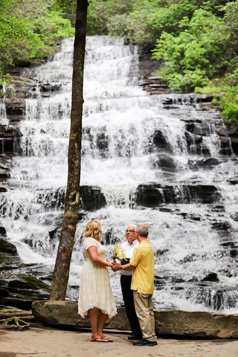 Minnehaha Falls waterfall wedding site