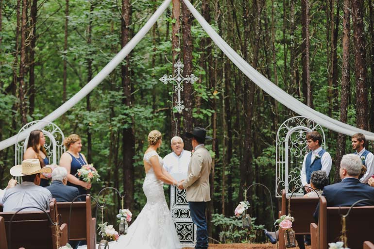 Out There Chapel - Cheap Wedding Venues in Georgia